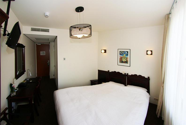 Hotel Keistad อาเมอร์สฟอร์ต ภายนอก รูปภาพ
